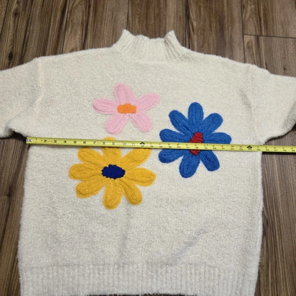 Cream Mock Neck Sweater 3D Flower Applique Knit Top Women's 2XL - Picture 6 of 8